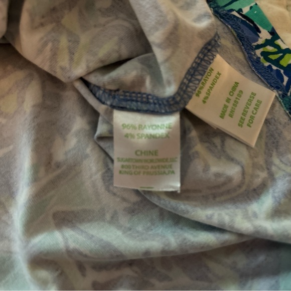 LILLY PULITZER shift dress, loose fit size small, half sleeves & double ruffle - Picture 6 of 7